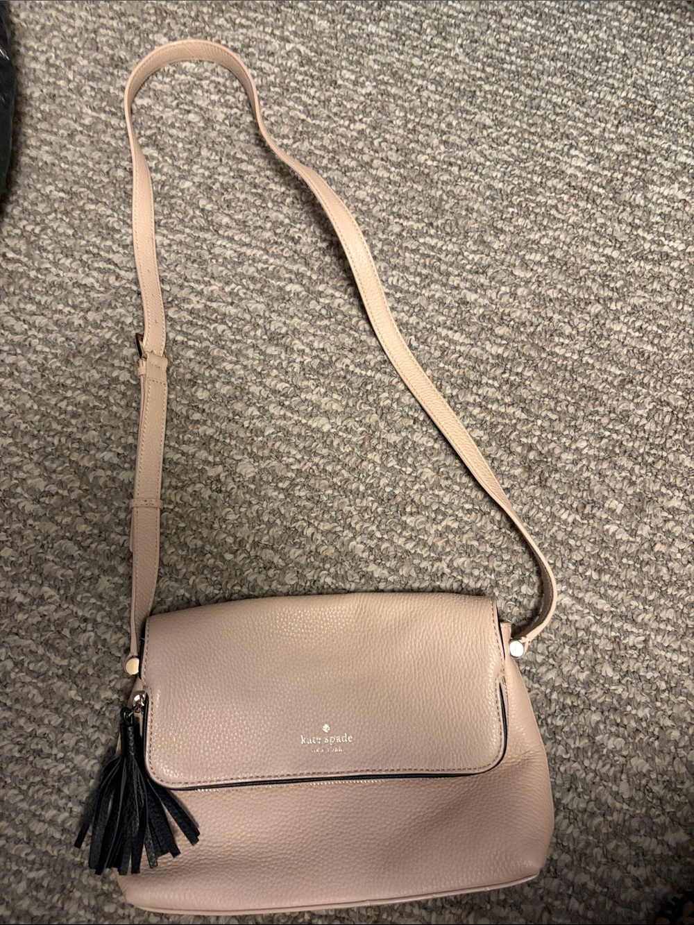 kate spade Pebble Leather Crossbody in Dusty Rose with Black Tassel